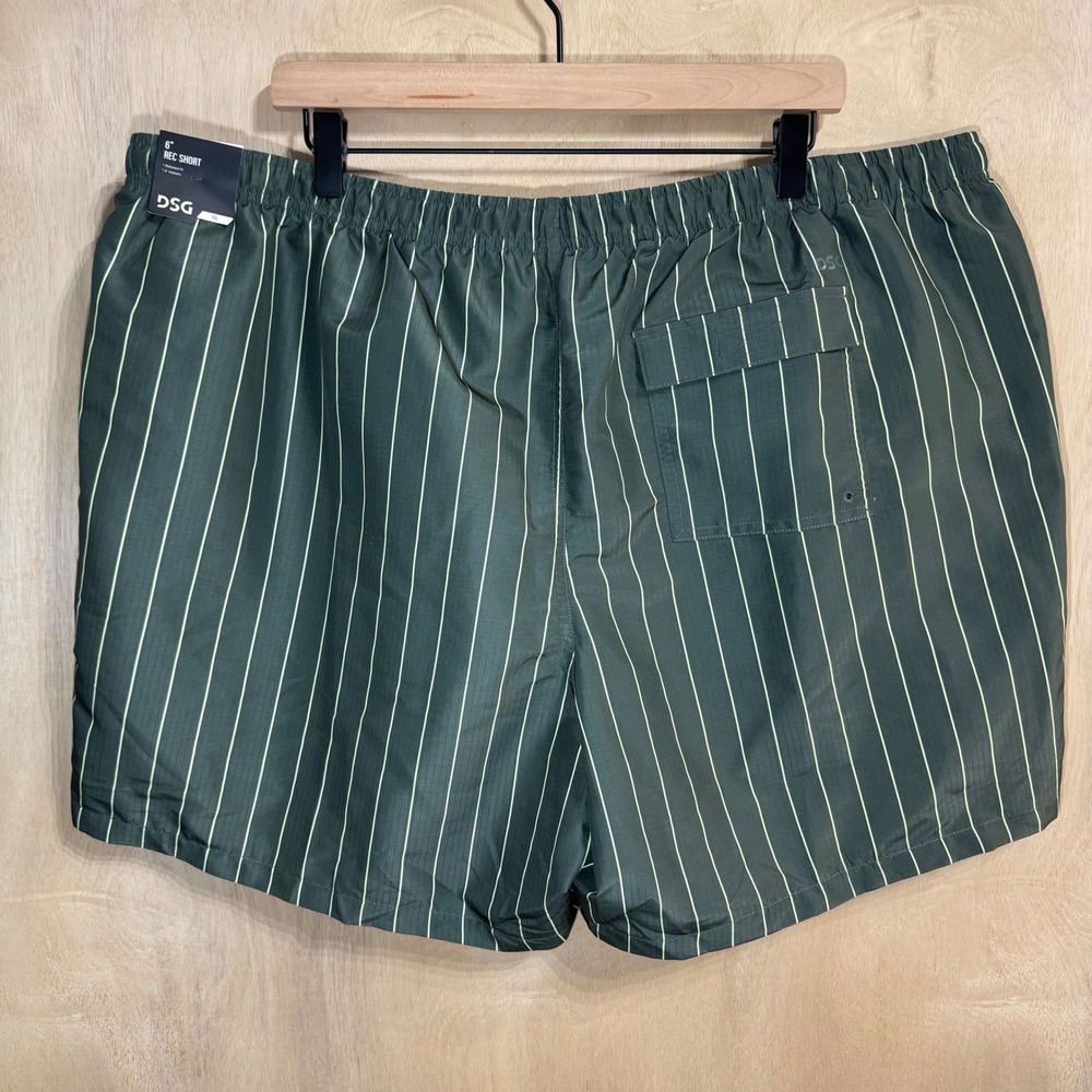 DSG Men's XXL Green‎ Stripe 6 Inch Inseam Relaxed Fit Rec Shorts NWT - Picture 2 of 9